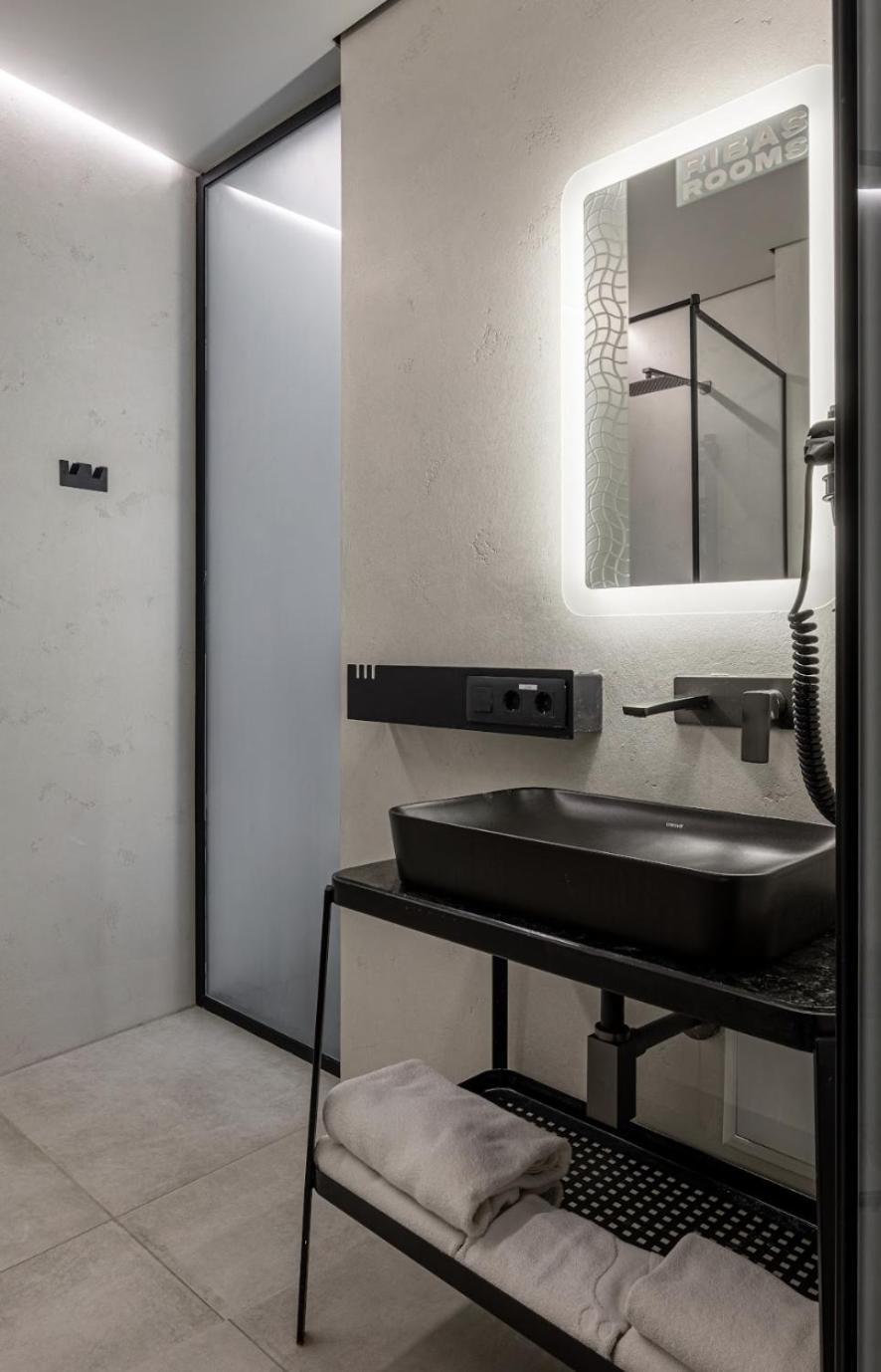 Ribas Rooms Lutsʼk Exterior foto